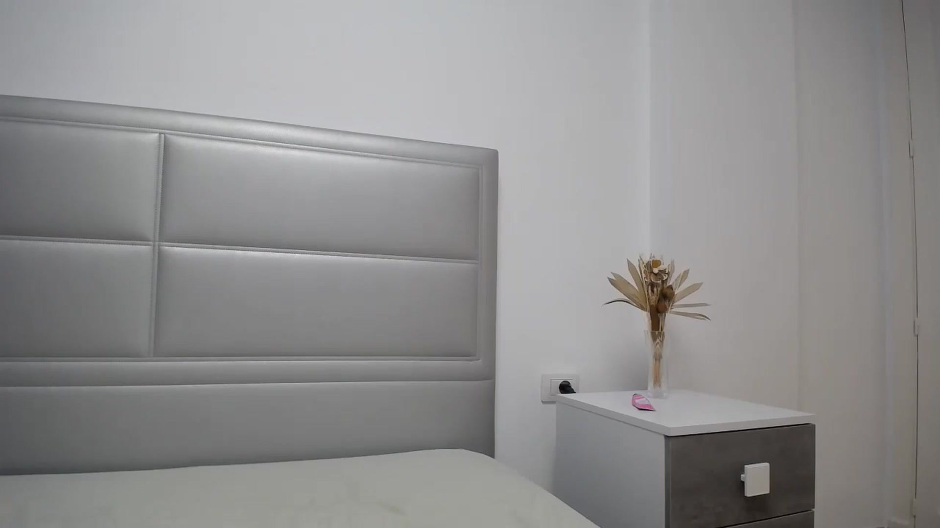 Gallery image thumbnail from Blondita's myfreecams stream on, 01/14/2026, 23:41 image 10 of 20