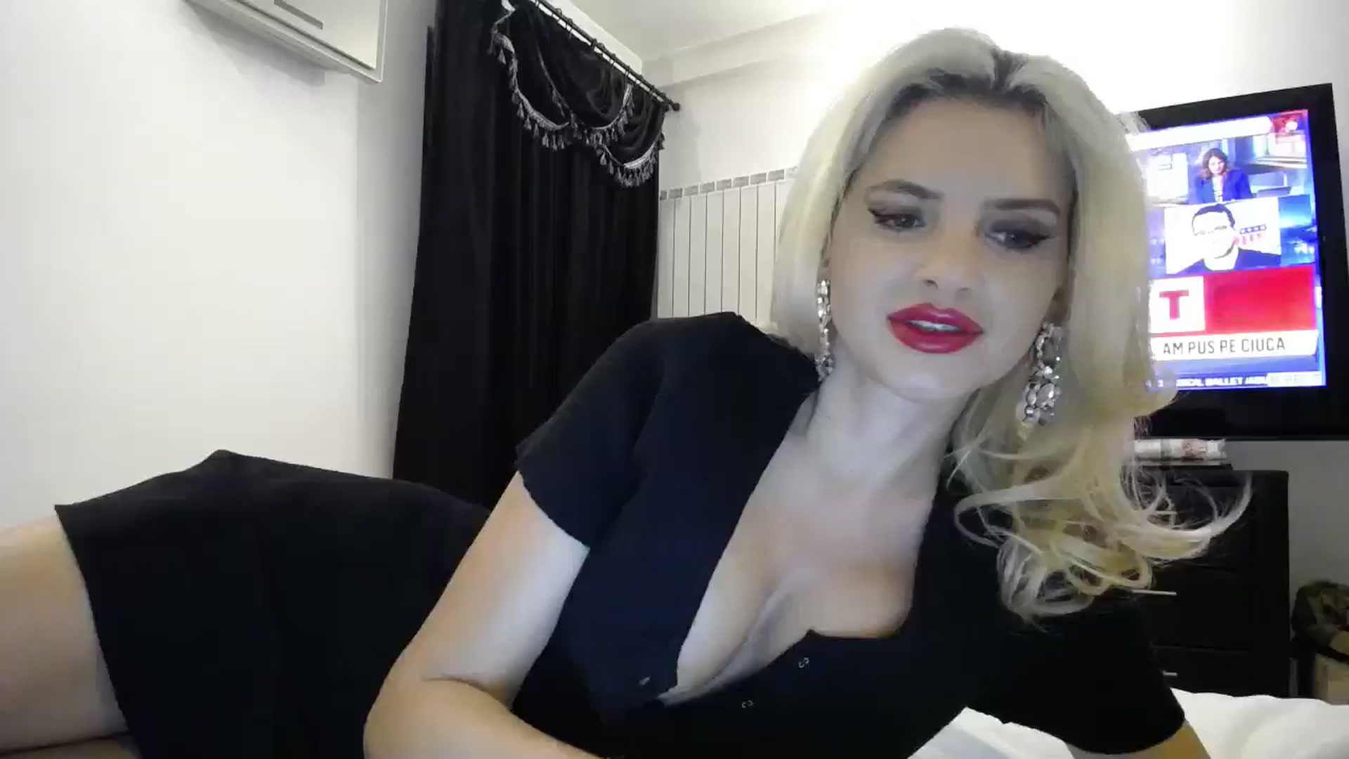 Gallery image thumbnail from Blondita's myfreecams stream on, 02/10/2026, 22:17 image 11 of 20