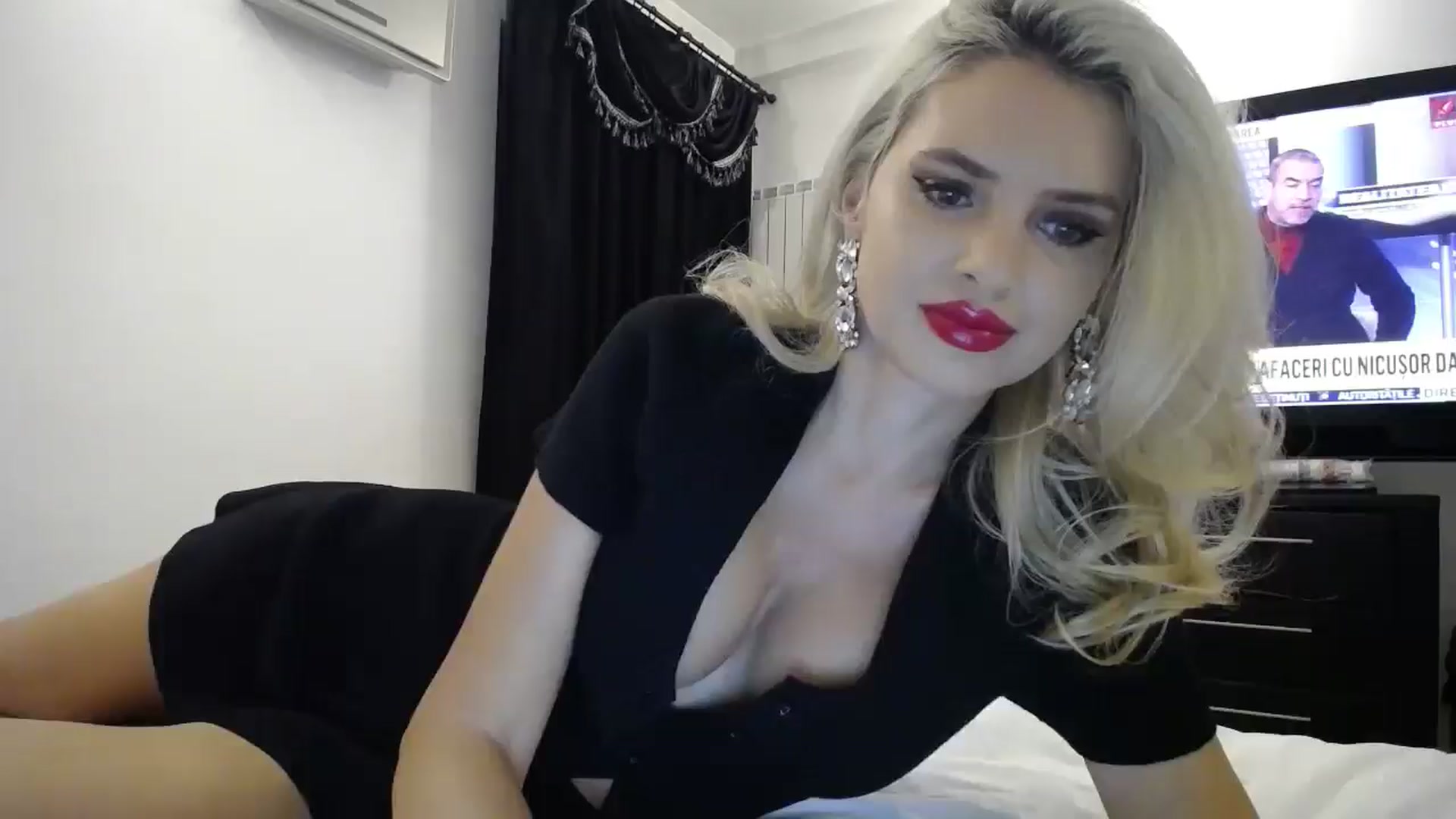 Gallery image thumbnail from Blondita's myfreecams stream on, 02/10/2026, 22:17 image 1 of 20