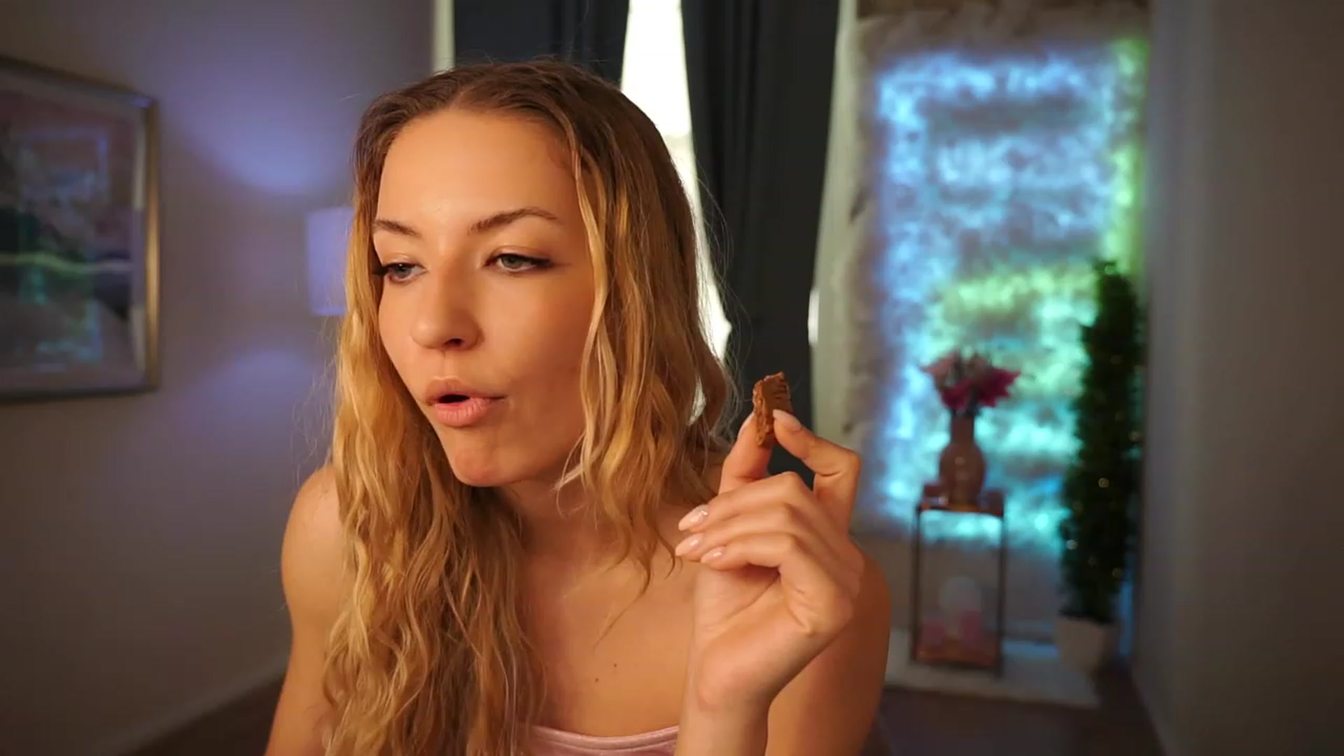 Gallery image thumbnail from Blondyelena's myfreecams stream on, 03/13/2023, 14:13 image 18 of 20