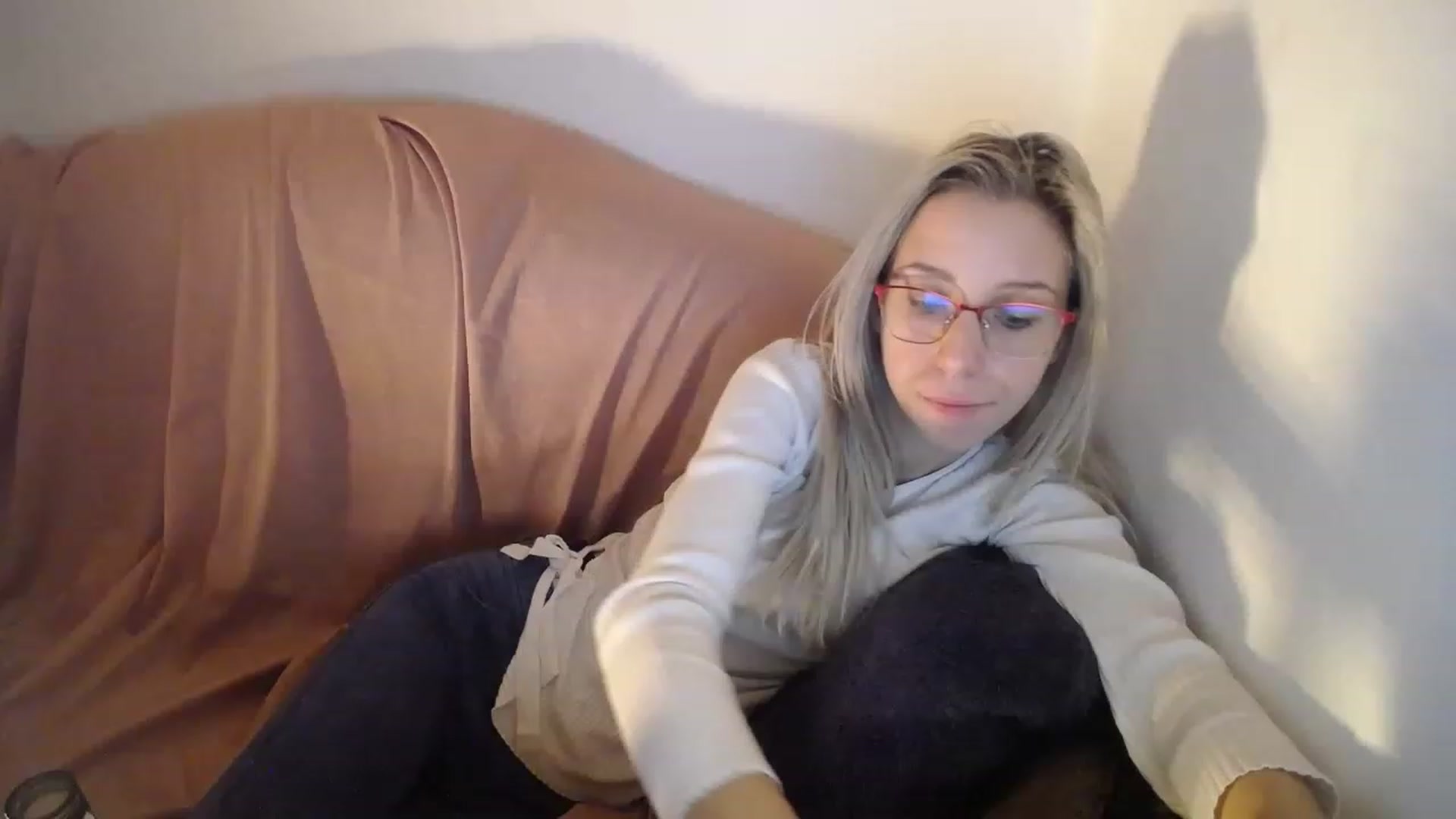 Gallery image thumbnail from Blondyfordad's myfreecams stream on, 02/02/2023, 15:57 image 12 of 20