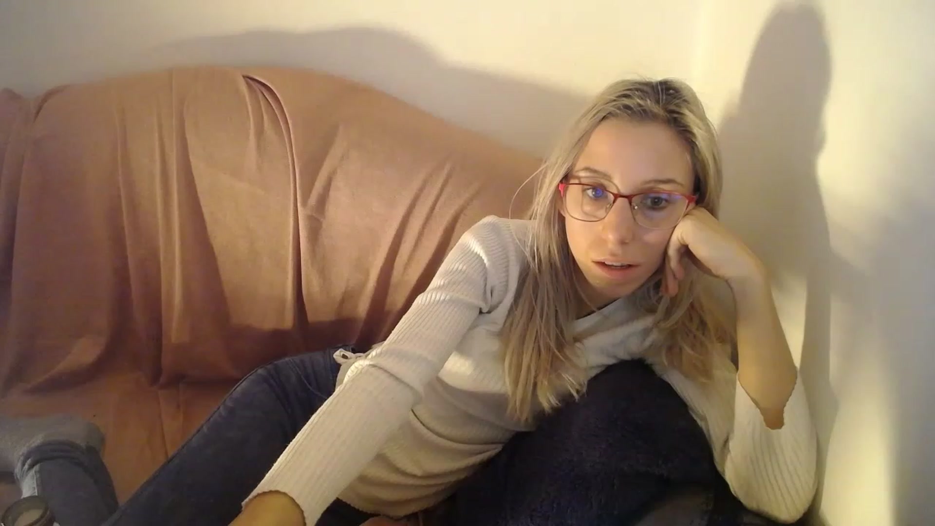 Gallery image thumbnail from Blondyfordad's myfreecams stream on, 02/02/2023, 15:57 image 2 of 20