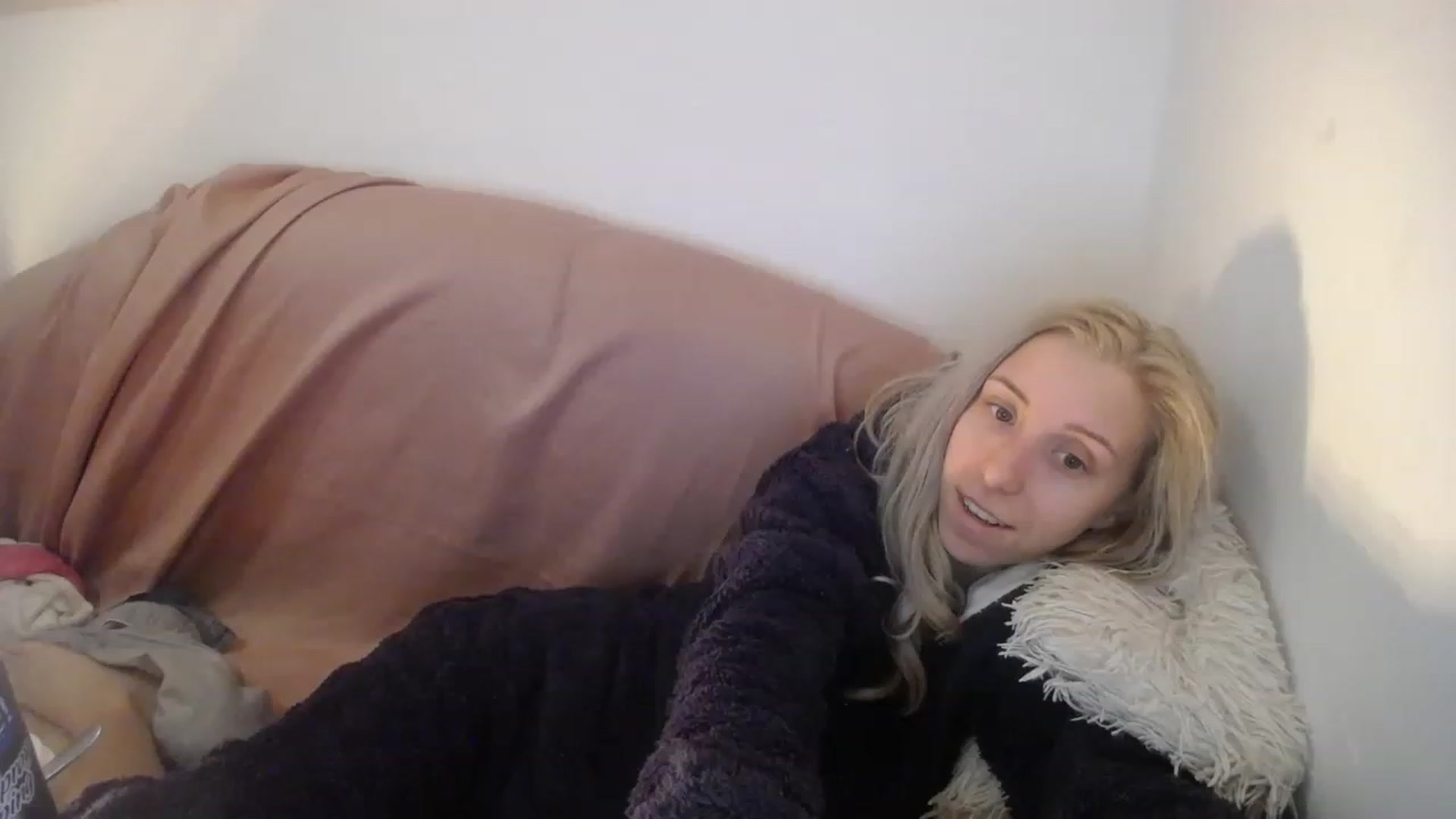 Gallery image thumbnail from Blondyfordad's myfreecams stream on, 02/13/2023, 19:23 image 5 of 20