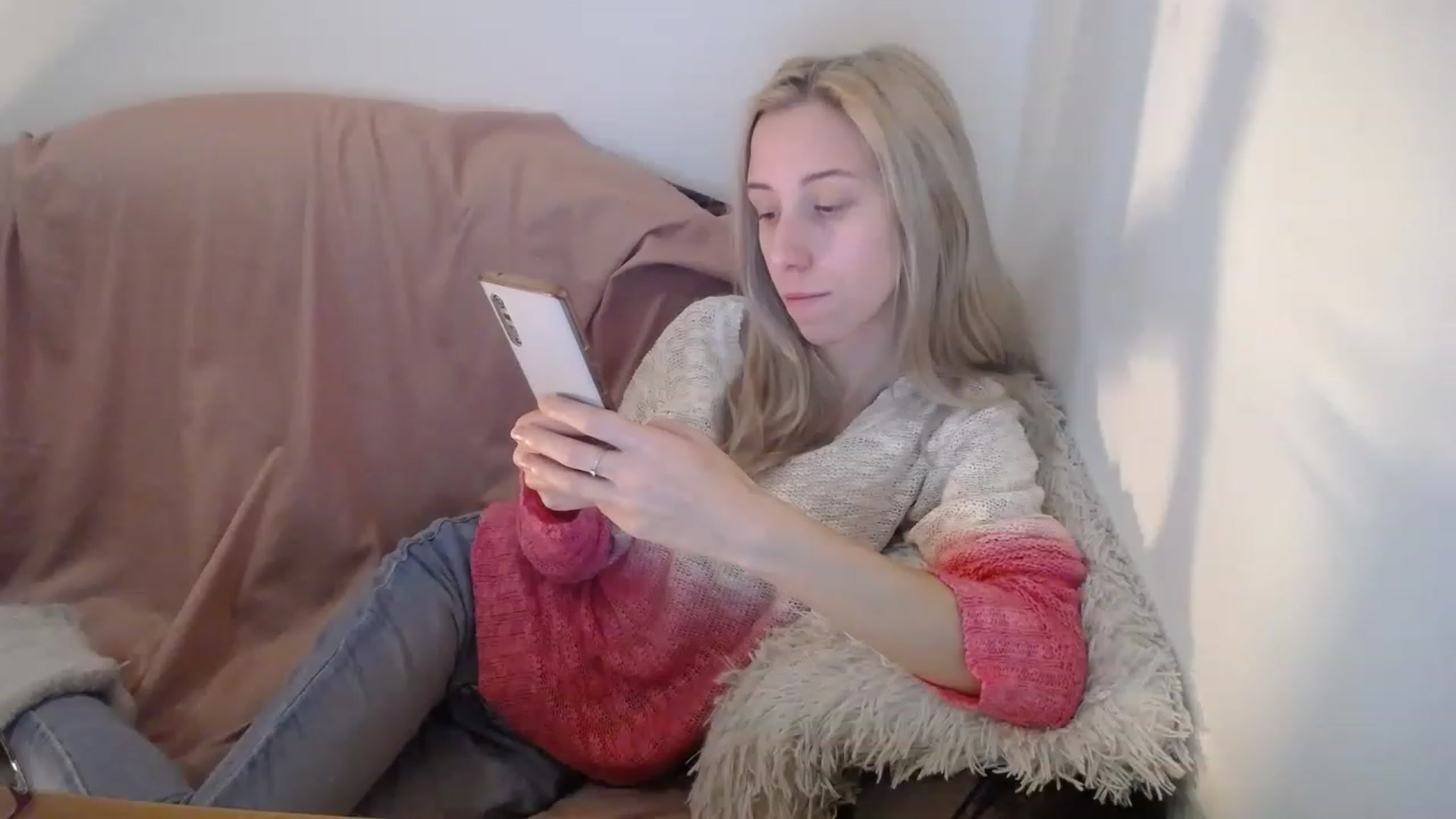 Gallery image thumbnail from Blondyfordad's myfreecams stream on, 03/06/2023, 19:19 image 3 of 20