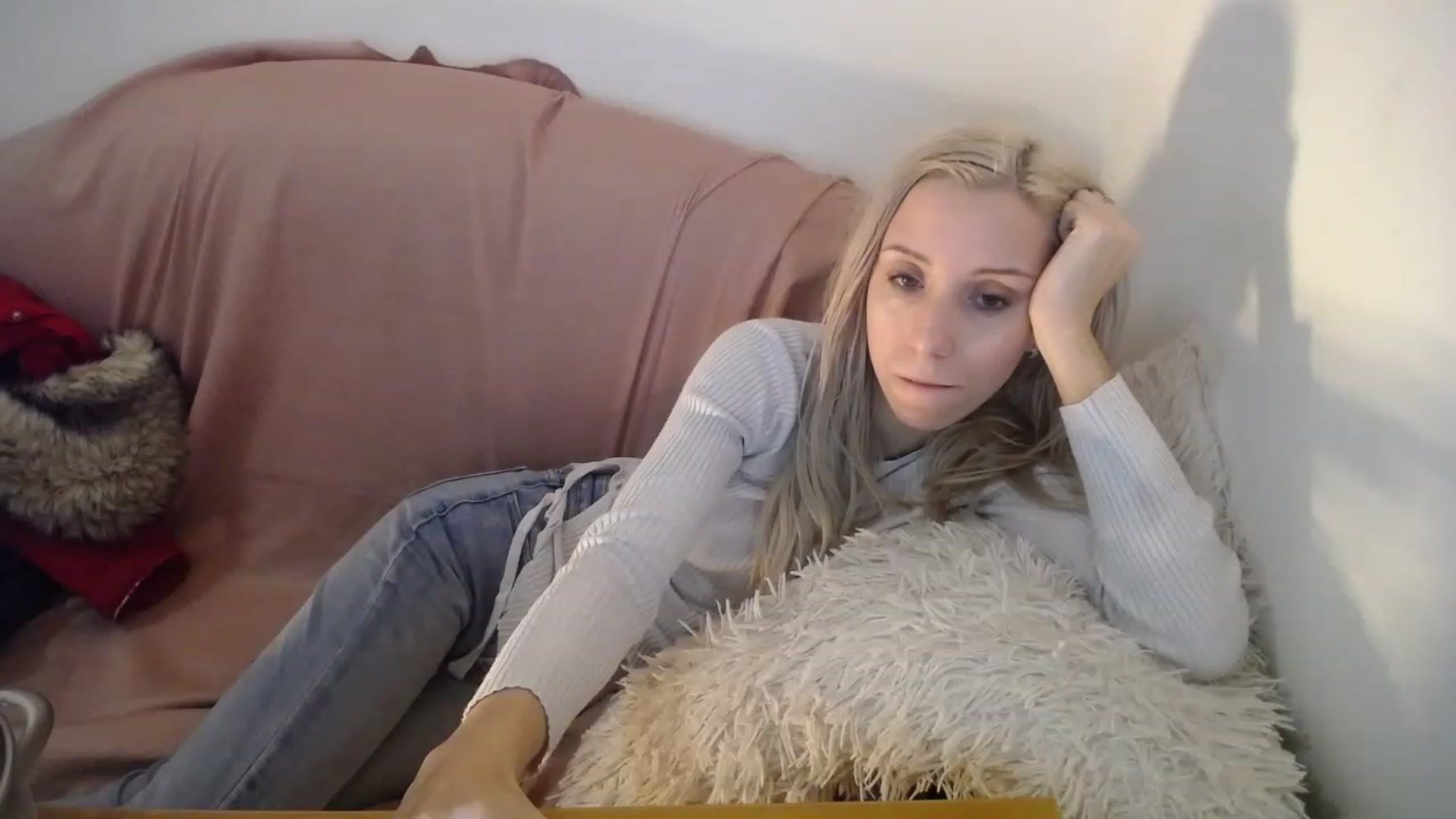 Gallery image thumbnail from Blondyfordad's myfreecams stream on, 03/30/2023, 20:33 image 4 of 20