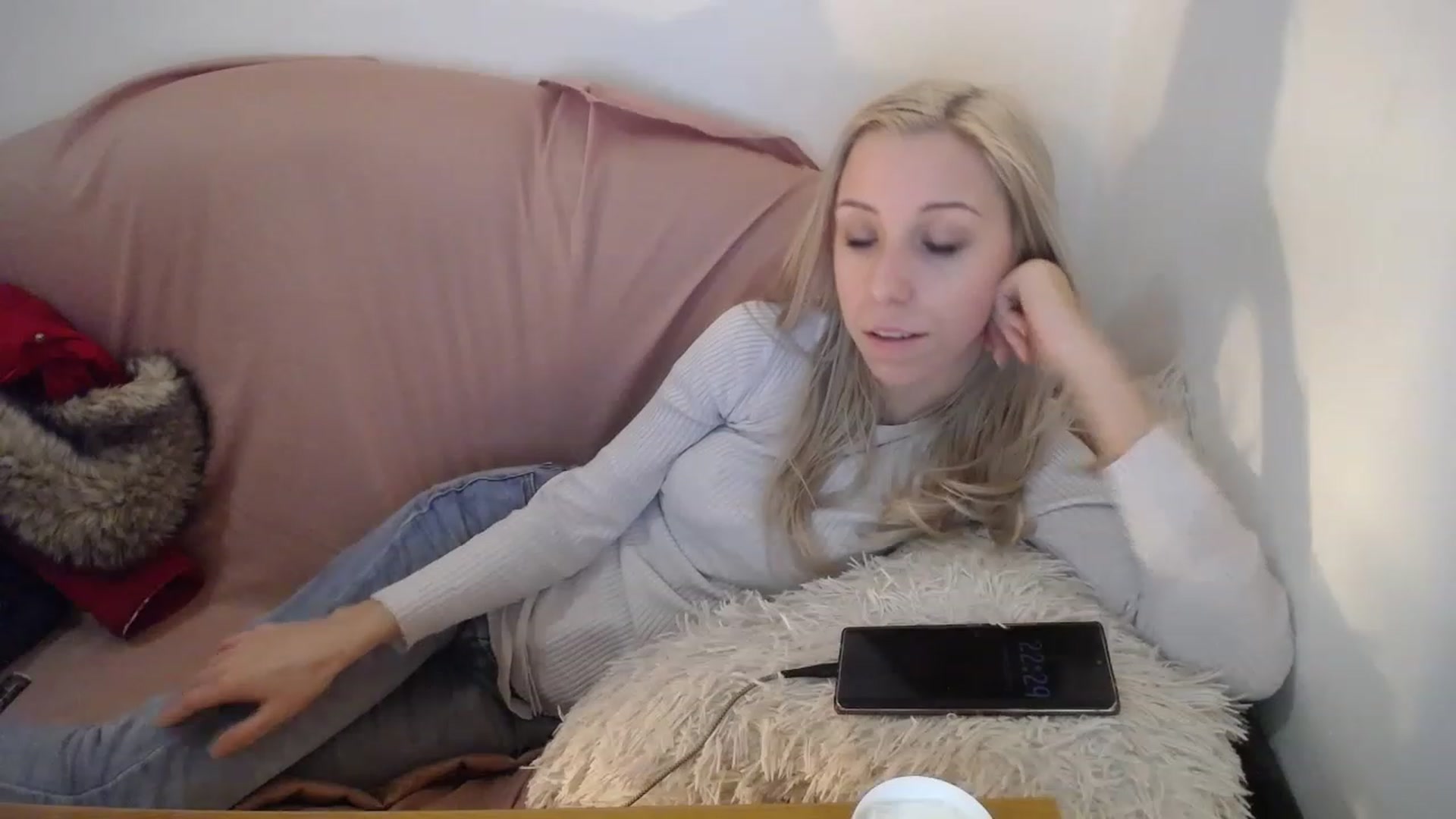 Gallery image thumbnail from Blondyfordad's myfreecams stream on, 03/30/2023, 20:33 image 17 of 20