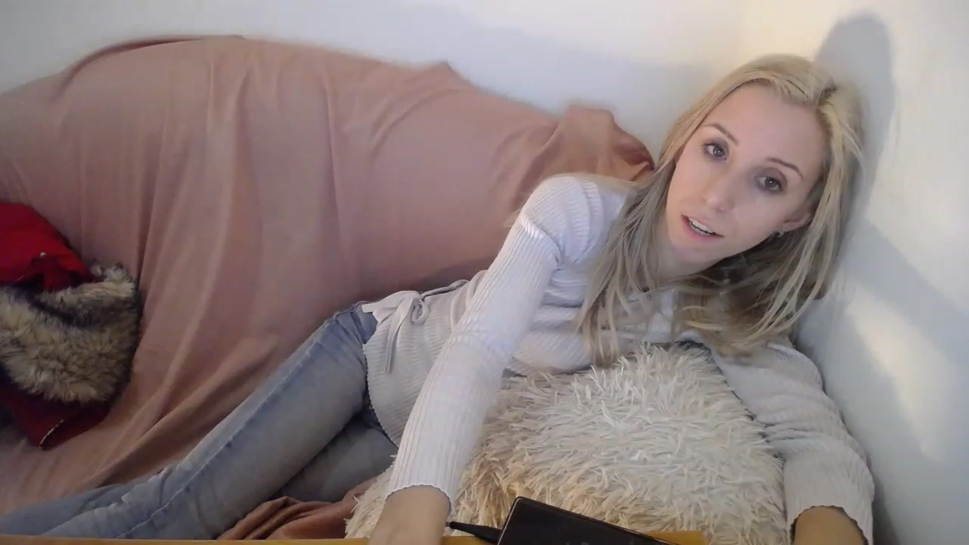 Gallery image thumbnail from Blondyfordad's myfreecams stream on, 03/30/2023, 21:30 image 3 of 20