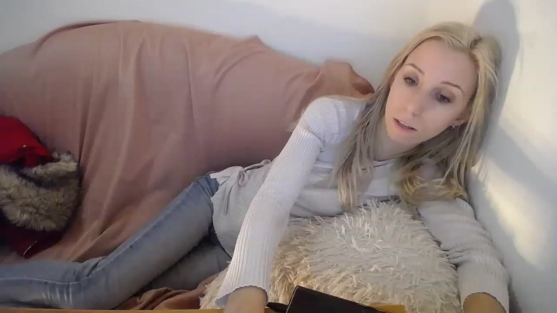 Gallery image thumbnail from Blondyfordad's myfreecams stream on, 03/30/2023, 21:30 image 2 of 20
