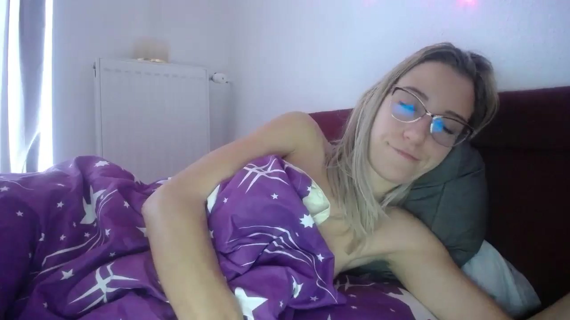 Gallery image thumbnail from Blondyfordad's myfreecams stream on, 11/25/2024, 09:55 image 4 of 20