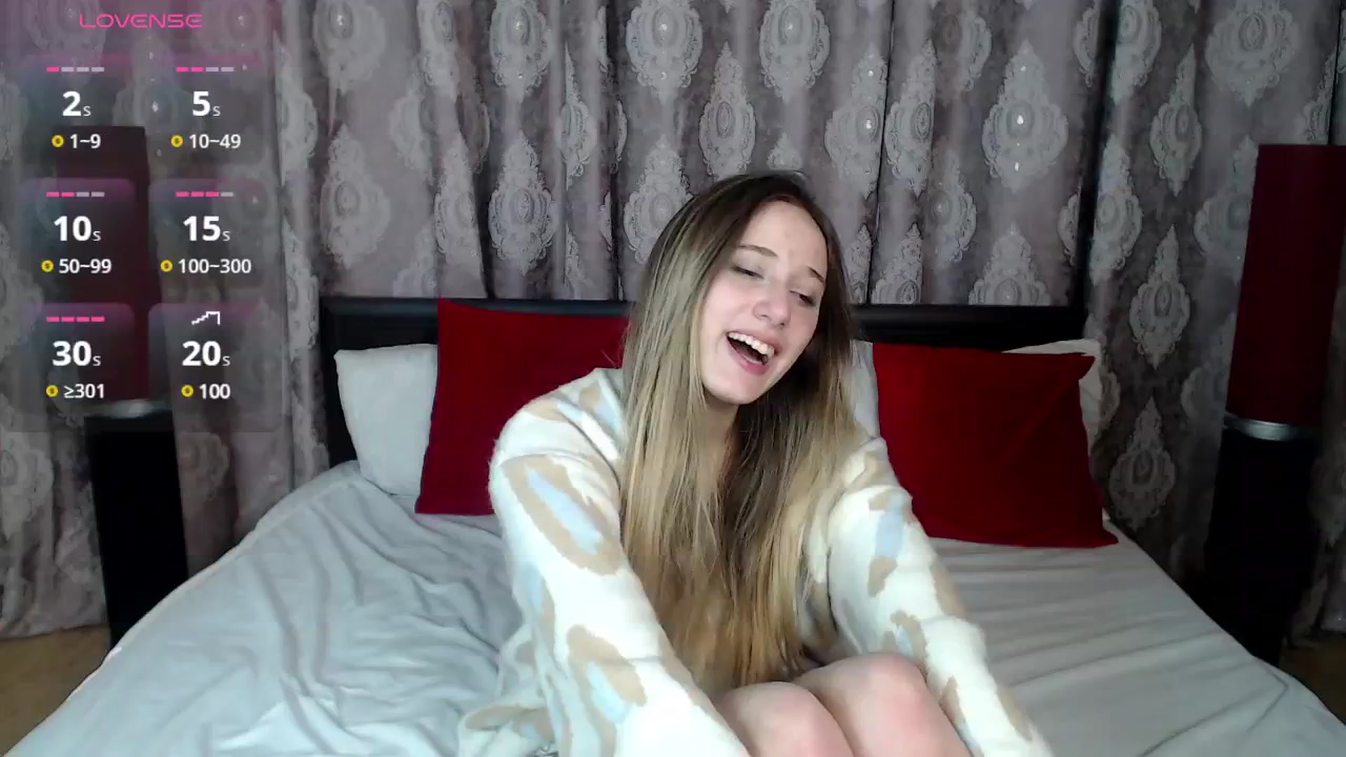 Gallery image thumbnail from Blondyriss's myfreecams stream on, 02/04/2025, 19:34 image 9 of 20