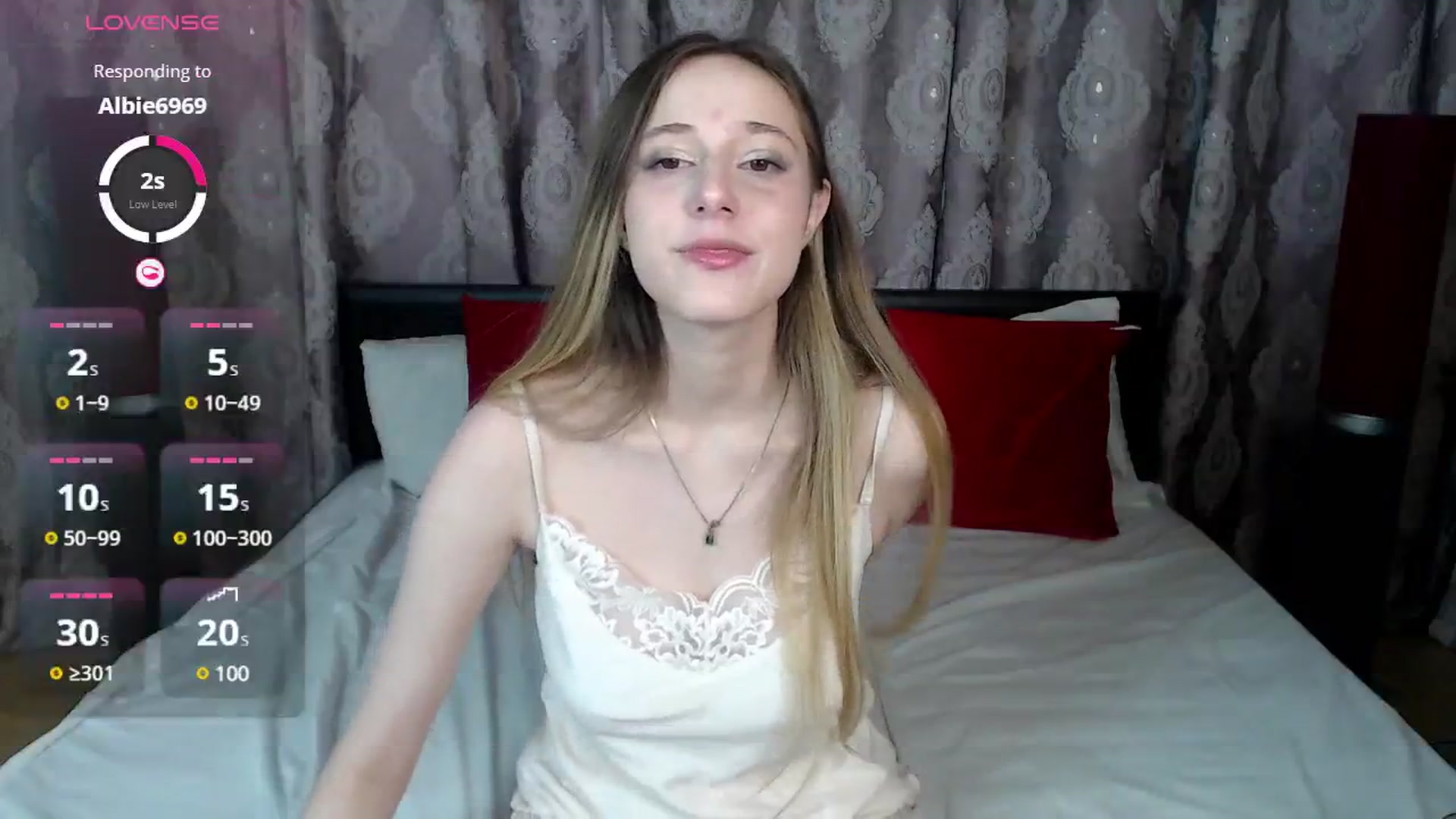 Gallery image thumbnail from Blondyriss's myfreecams stream on, 02/06/2025, 15:00 image 2 of 20