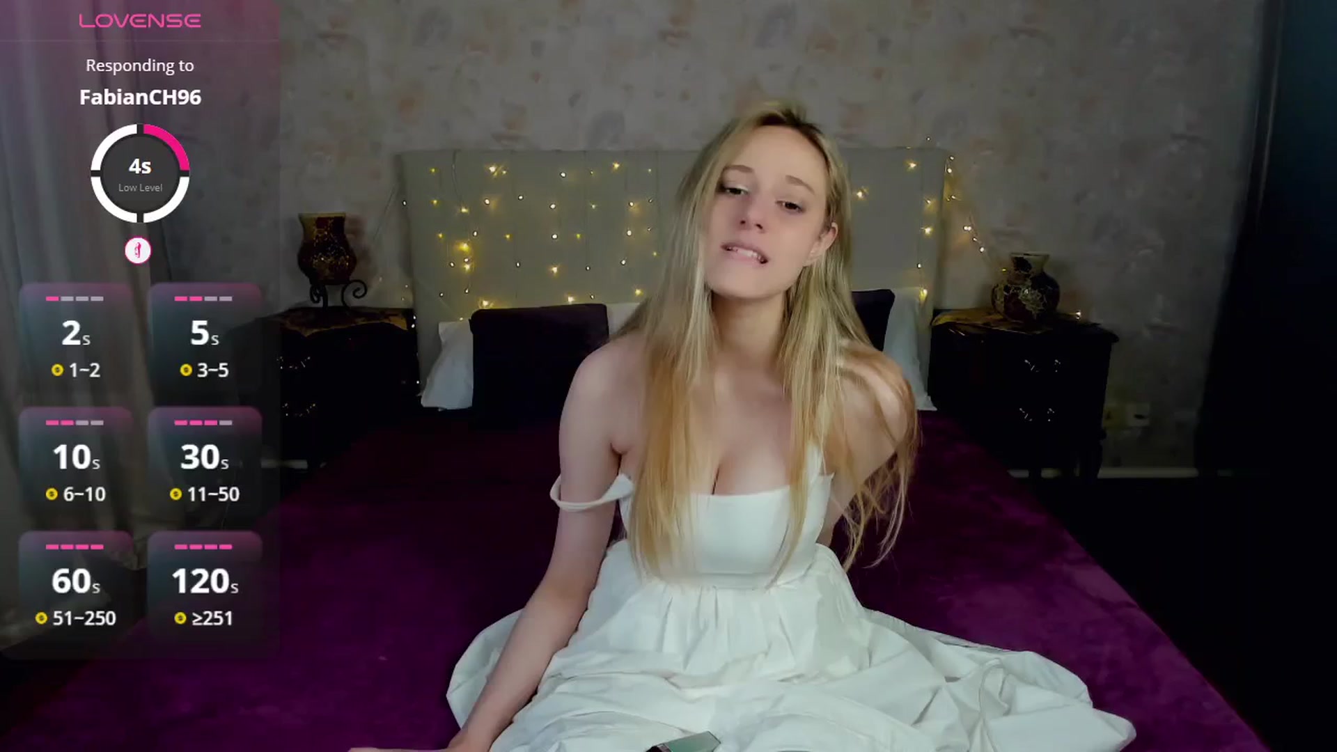 Gallery image thumbnail from Blondyriss's myfreecams stream on, 04/19/2025, 16:25 image 18 of 20