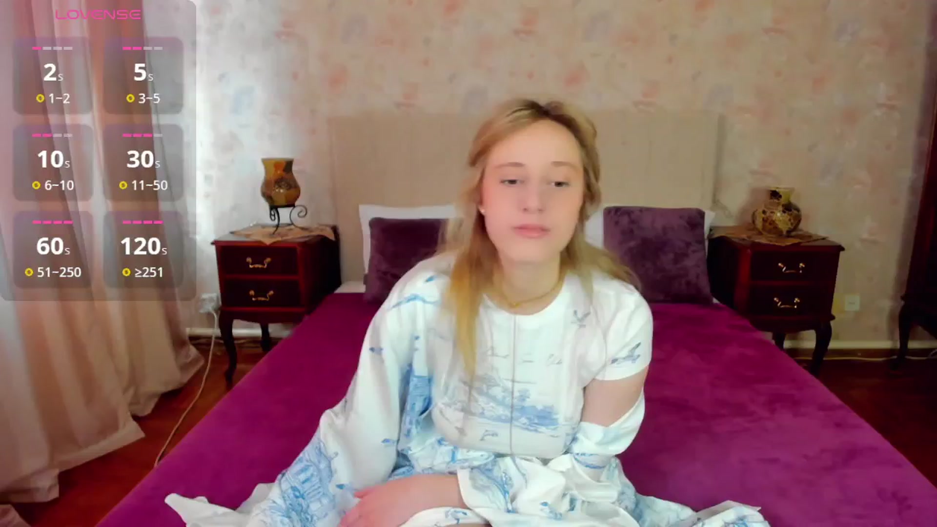 Gallery image thumbnail from Blondyriss's myfreecams stream on, 04/27/2025, 14:33 image 1 of 20