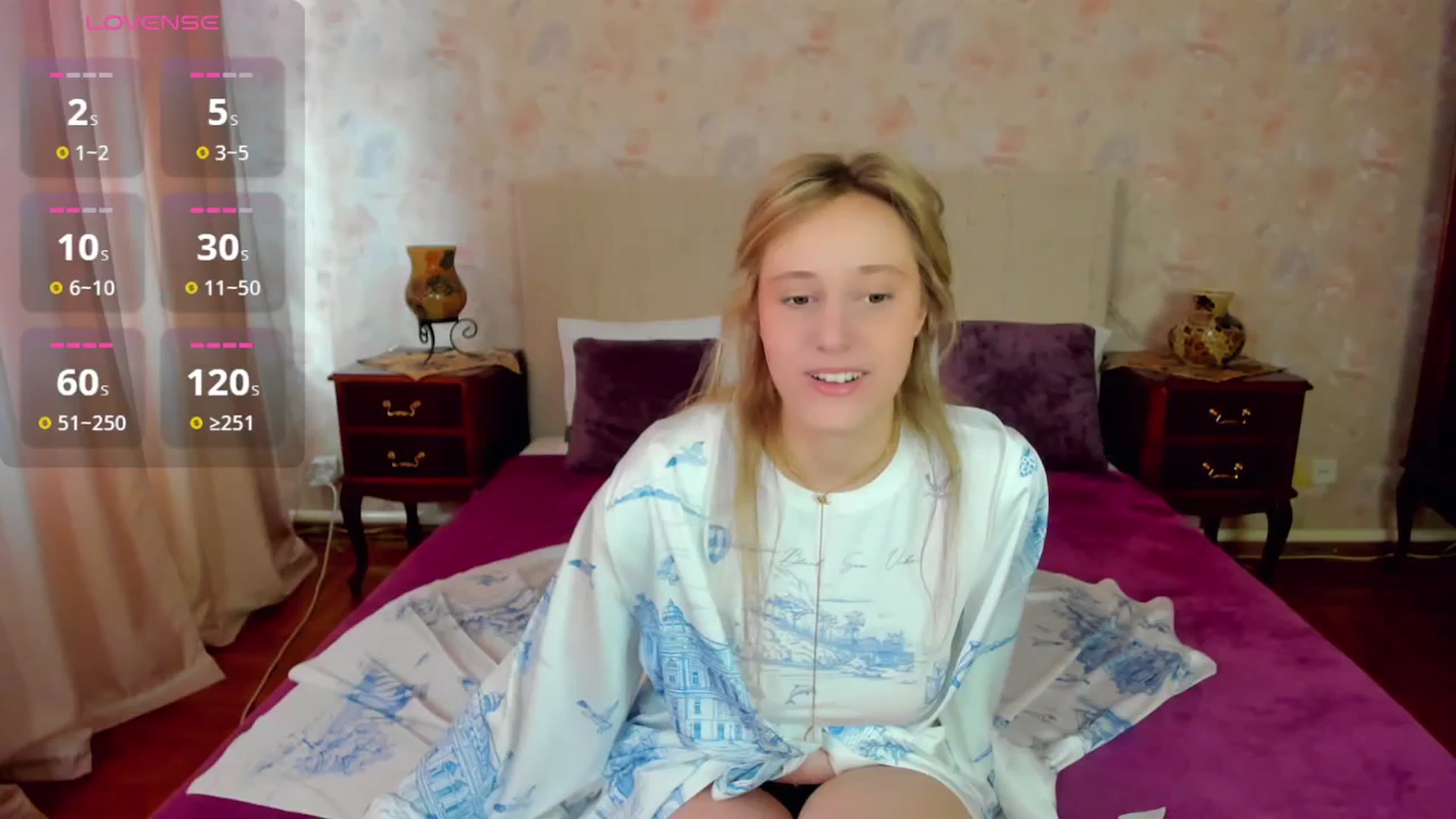 Gallery image thumbnail from Blondyriss's myfreecams stream on, 04/27/2025, 14:33 image 3 of 20
