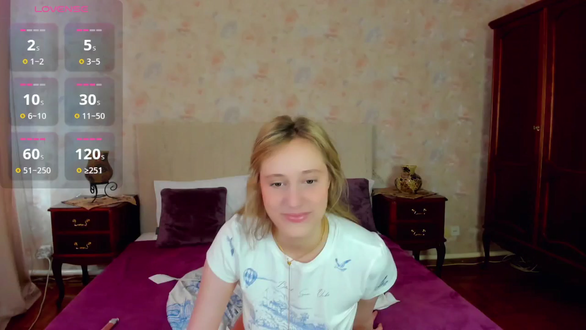 Gallery image thumbnail from Blondyriss's myfreecams stream on, 04/27/2025, 14:33 image 11 of 20