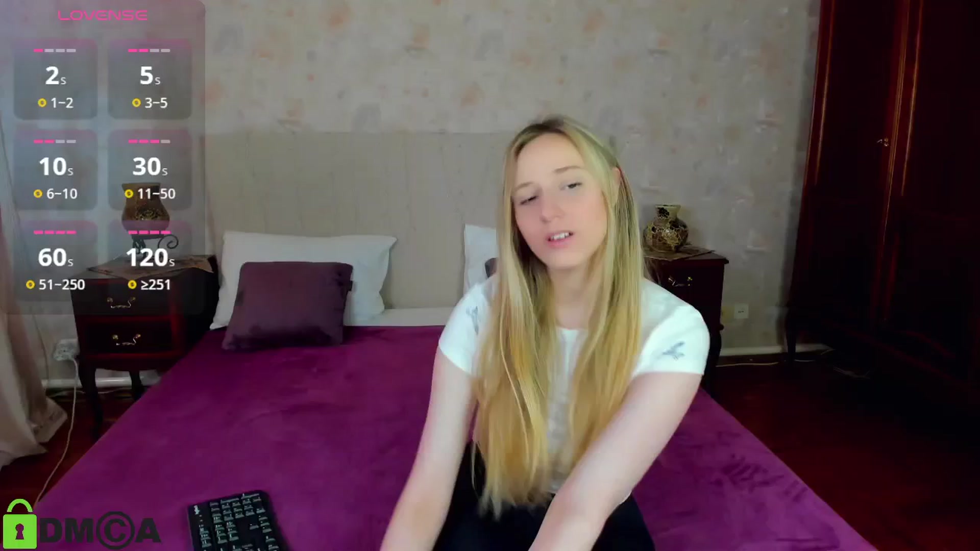 Gallery image thumbnail from Blondyriss's myfreecams stream on, 04/28/2025, 15:29 image 12 of 20