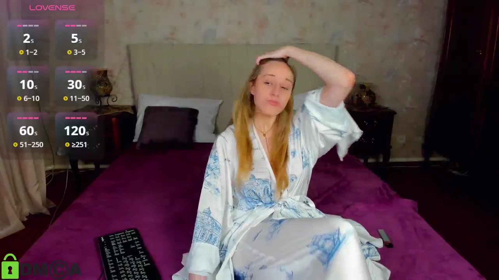 Gallery image thumbnail from Blondyriss's myfreecams stream on, 04/29/2025, 17:40 image 4 of 20