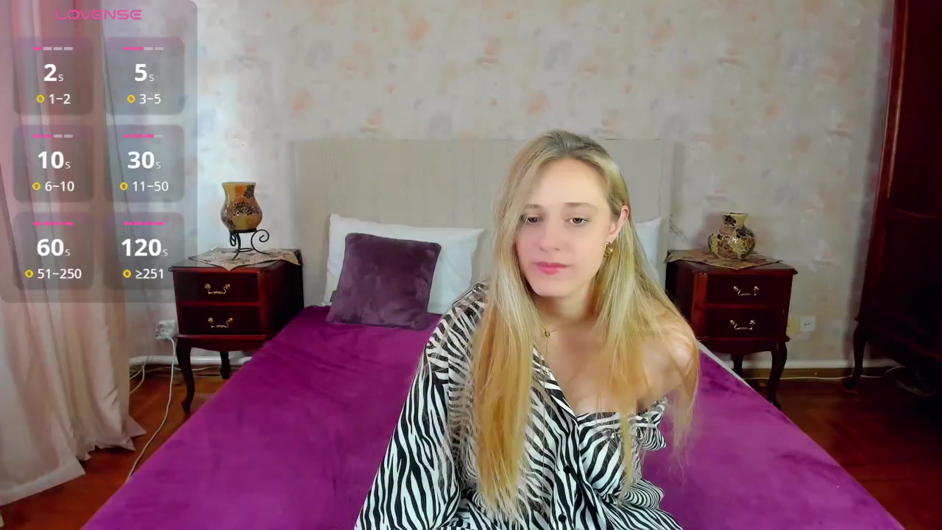 Gallery image thumbnail from Blondyriss's myfreecams stream on, 04/30/2025, 14:41 image 13 of 20