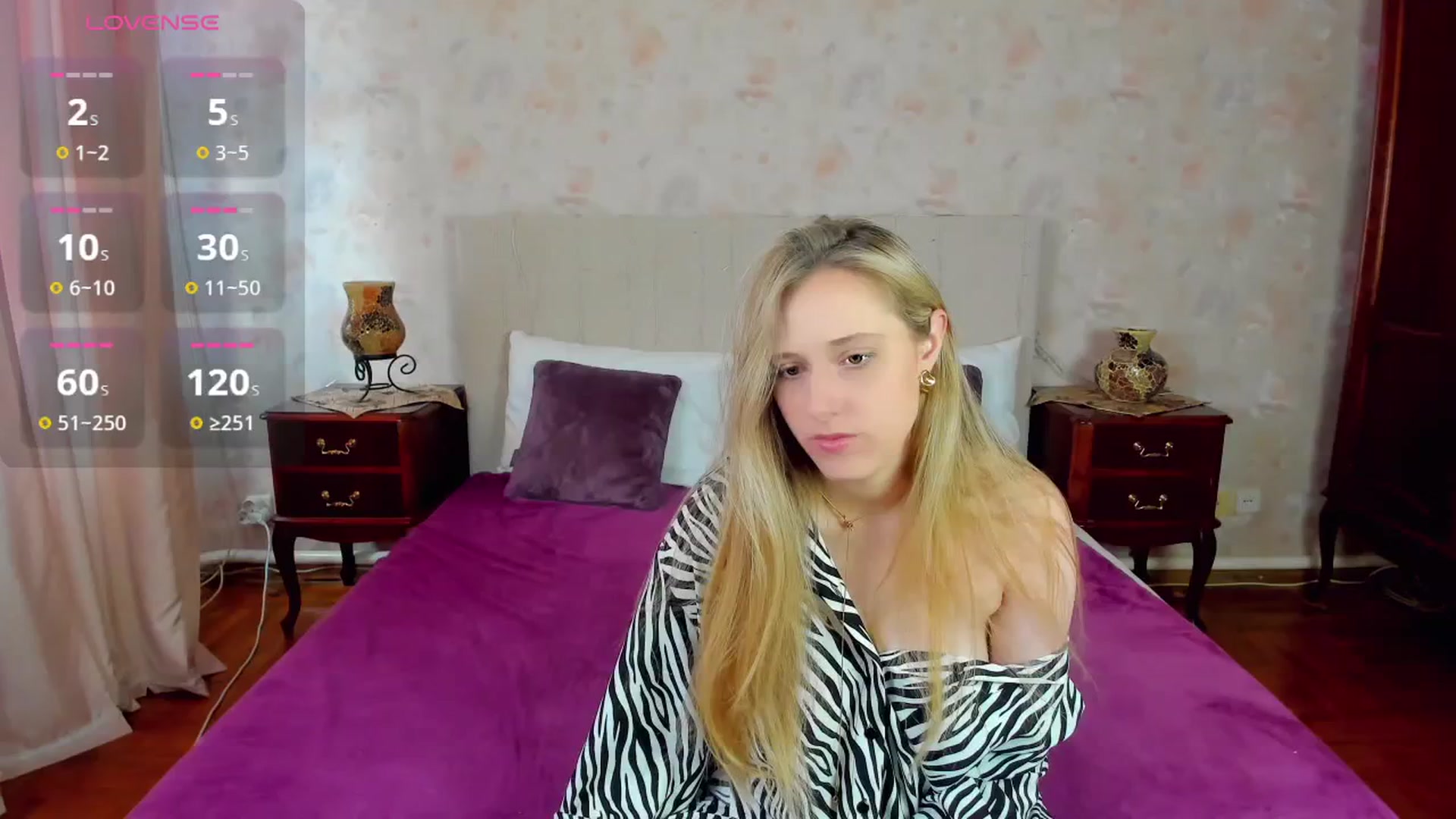 Gallery image thumbnail from Blondyriss's myfreecams stream on, 04/30/2025, 14:41 image 14 of 20