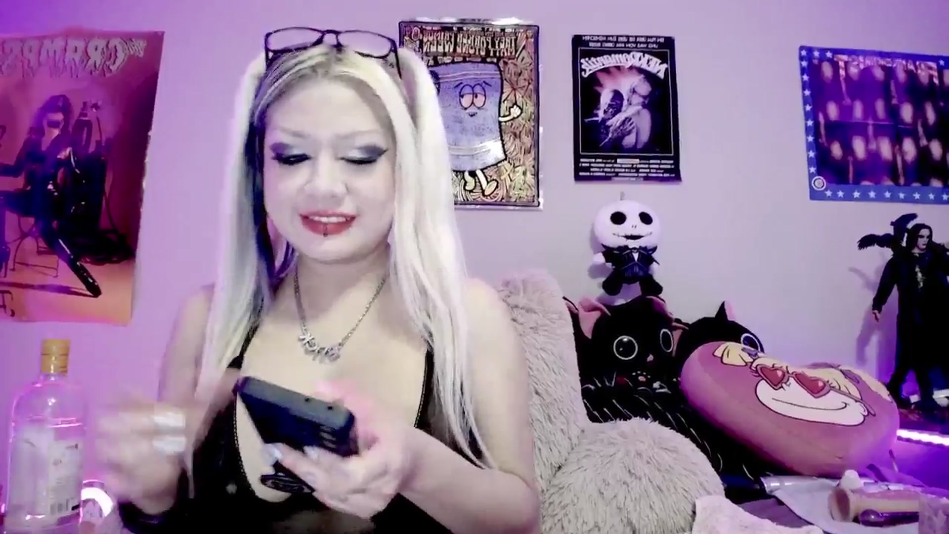 Gallery image thumbnail from BloodAngel's myfreecams stream on, 07/17/2024, 10:30 image 10 of 20