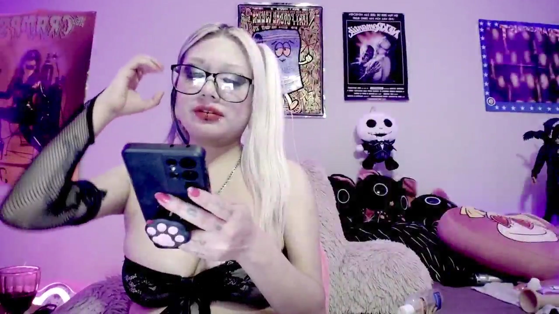 Gallery image thumbnail from BloodAngel's myfreecams stream on, 07/29/2024, 09:30 image 13 of 20