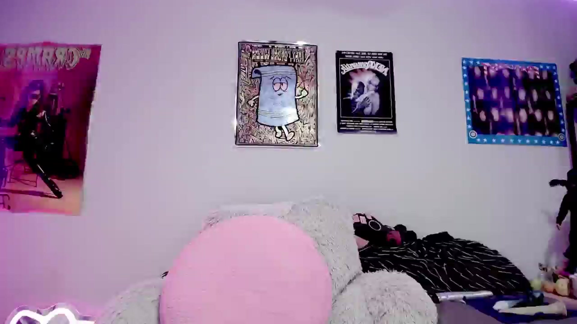 Gallery image thumbnail from BloodAngel's myfreecams stream on, 04/22/2025, 14:06 image 4 of 20