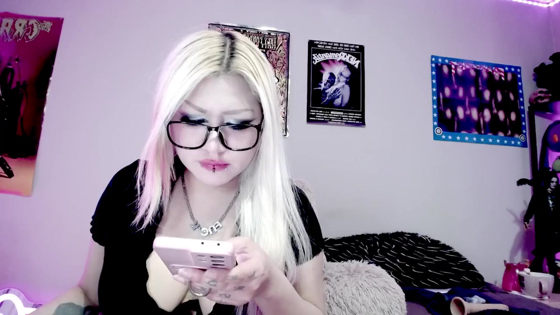 Gallery image thumbnail from BloodAngel's myfreecams stream on, 06/14/2025, 17:49 image 14 of 20