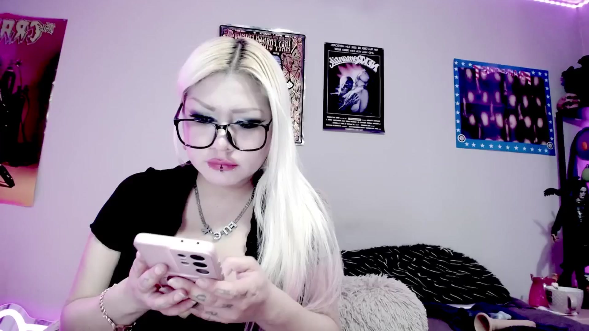 Gallery image thumbnail from BloodAngel's myfreecams stream on, 06/14/2025, 17:49 image 19 of 20