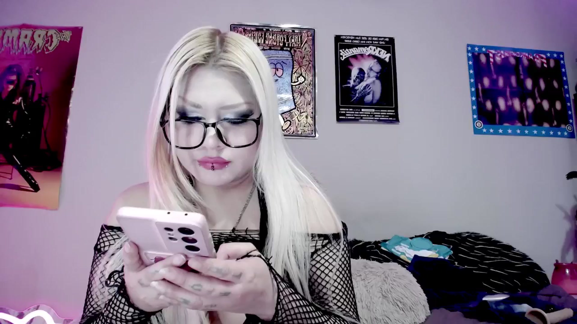 Gallery image thumbnail from BloodAngel's myfreecams stream on, 06/21/2025, 22:40 image 20 of 20