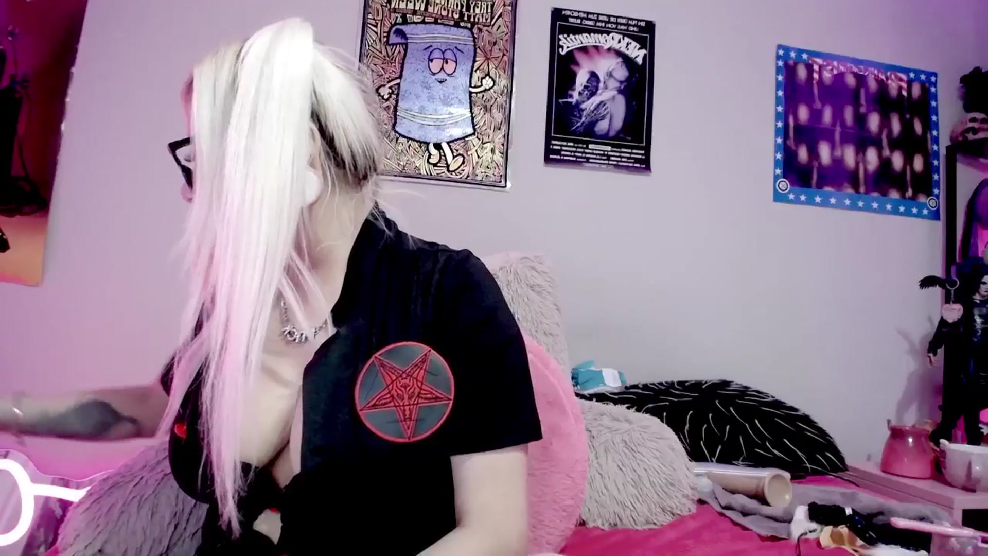 Gallery image thumbnail from BloodAngel's myfreecams stream on, 06/28/2025, 20:04 image 16 of 20