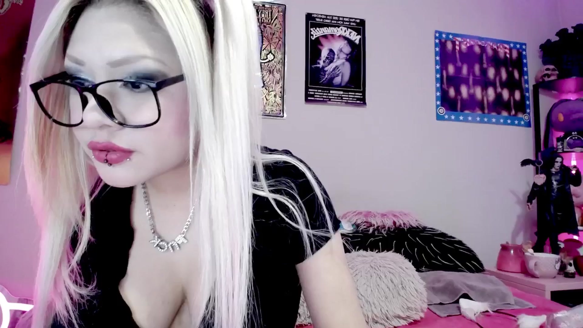 Gallery image thumbnail from BloodAngel's myfreecams stream on, 06/29/2025, 03:44 image 18 of 20