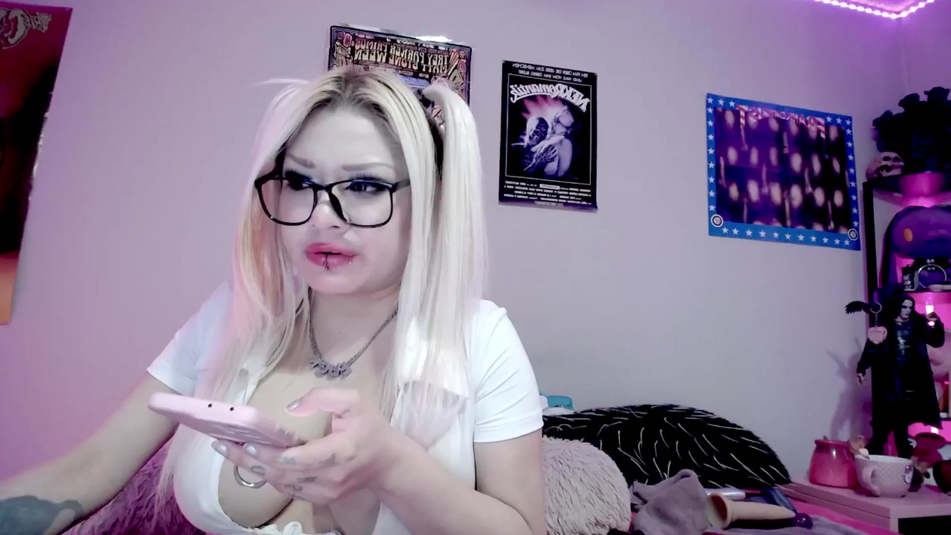 Gallery image thumbnail from BloodAngel's myfreecams stream on, 06/29/2025, 14:11 image 11 of 20