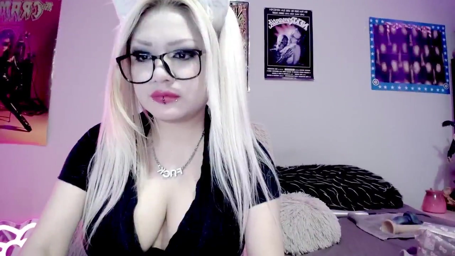 Gallery image thumbnail from BloodAngel's myfreecams stream on, 06/29/2025, 23:54 image 4 of 20