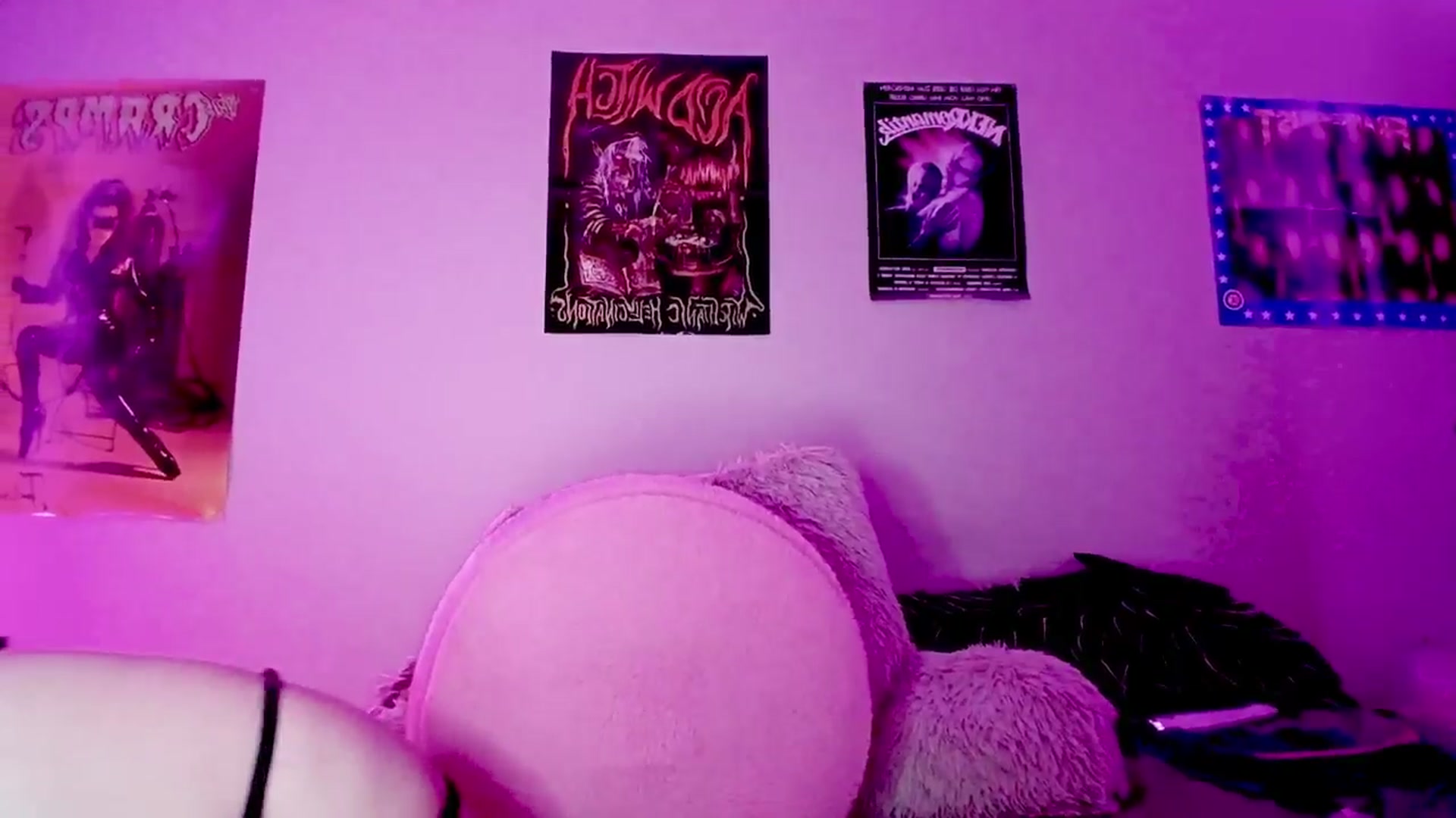 Gallery image thumbnail from BloodAngel's myfreecams stream on, 08/24/2025, 02:17 image 18 of 20