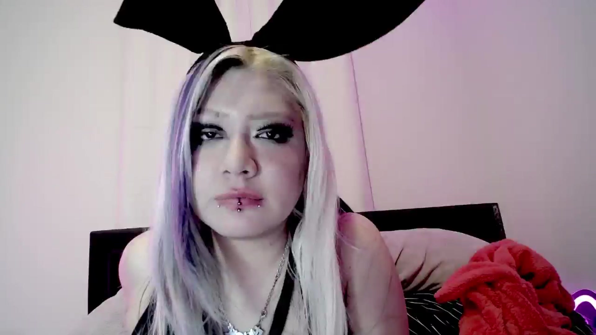 Gallery image thumbnail from BloodAngel's myfreecams stream on, 11/27/2025, 10:38 image 14 of 20