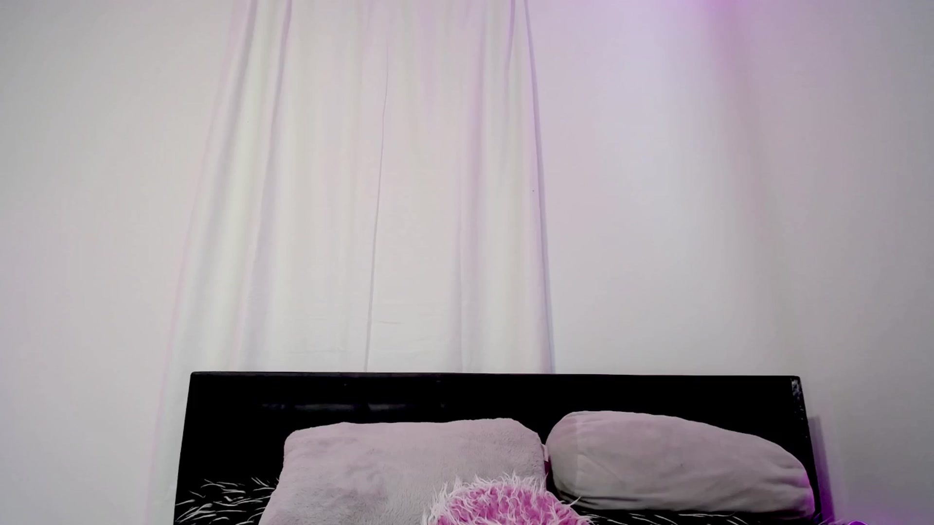 Gallery image thumbnail from BloodAngel's myfreecams stream on, 12/30/2025, 17:27 image 4 of 20