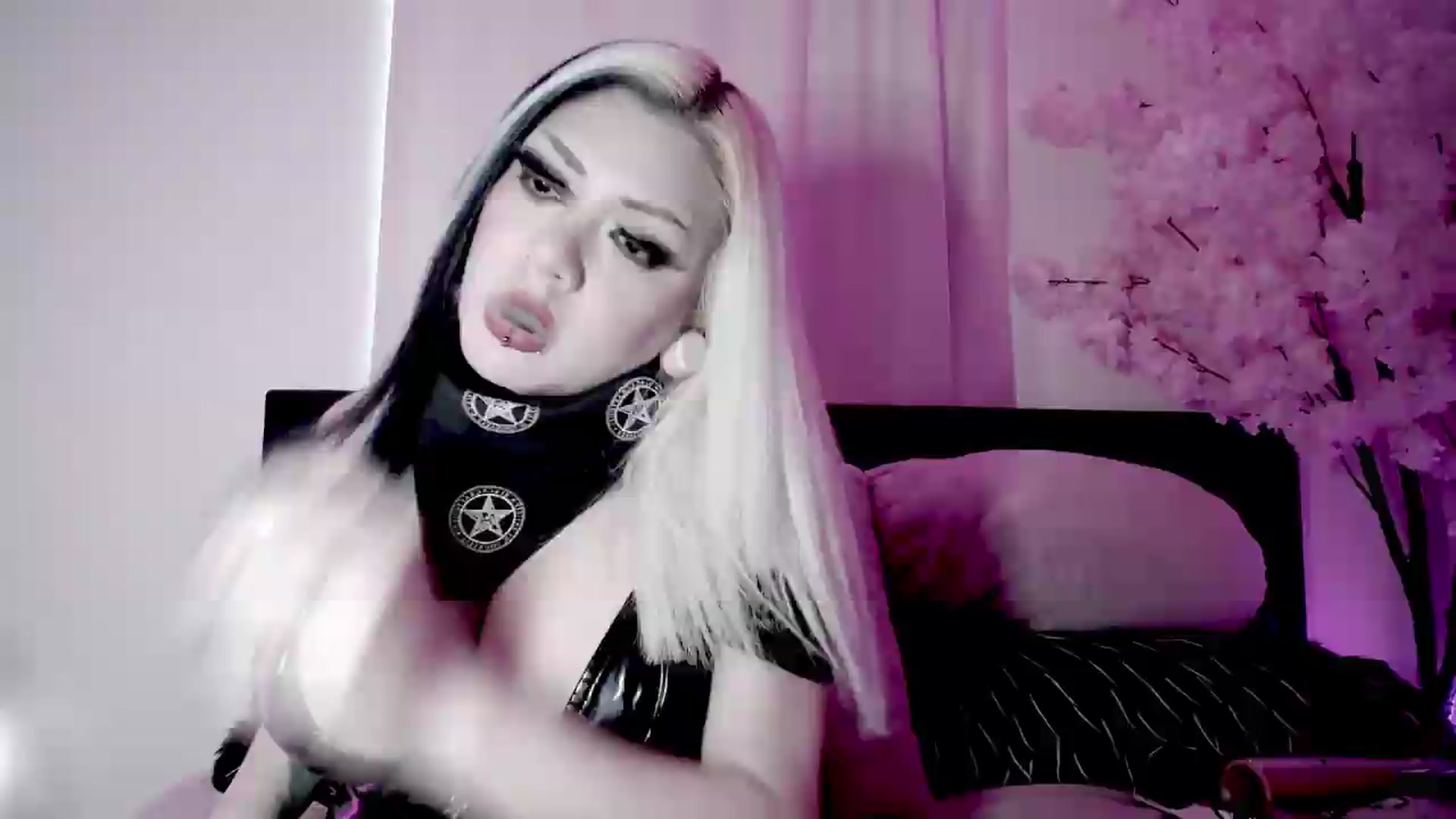 Gallery image thumbnail from BloodAngel's myfreecams stream on, 06/06/2026, 16:53 image 6 of 20
