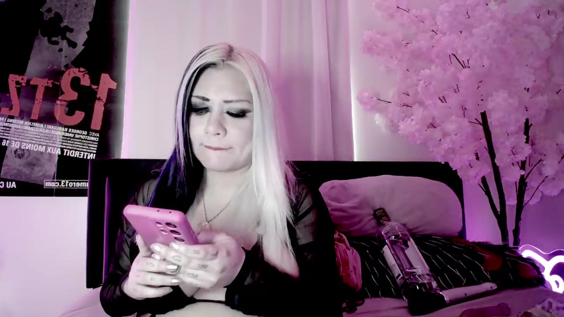 Gallery image thumbnail from BloodAngel's myfreecams stream on, 06/23/2026, 22:28 image 7 of 20
