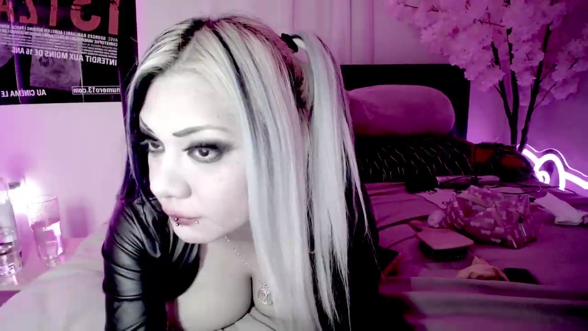 Gallery image thumbnail from BloodAngel's myfreecams stream on, 07/10/2026, 01:44 image 14 of 20