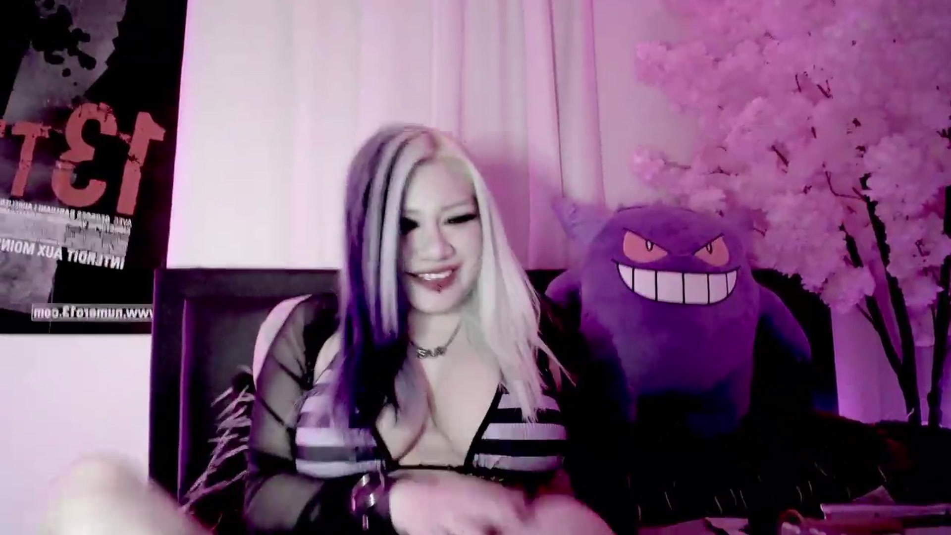 Gallery image thumbnail from BloodAngel's myfreecams stream on, 07/17/2026, 02:59 image 9 of 20