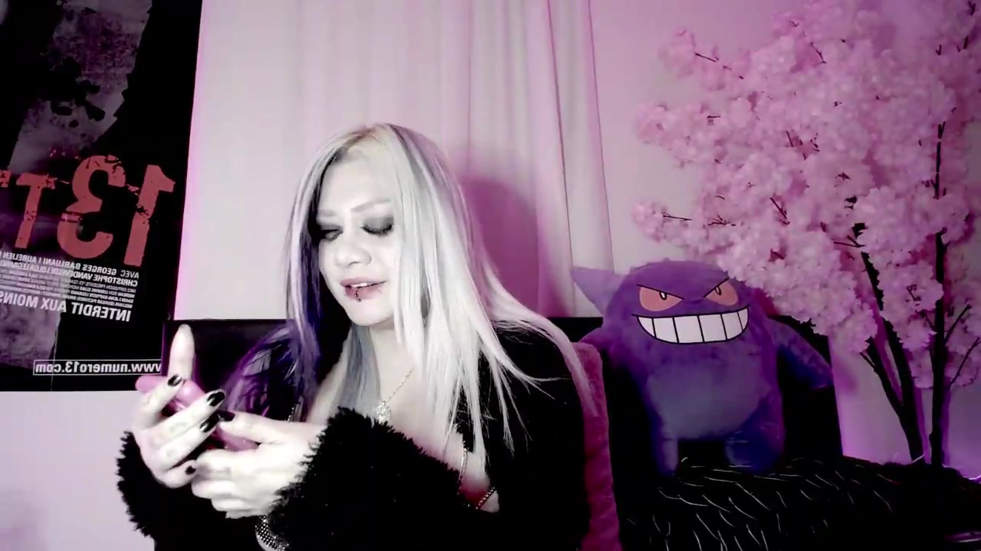 Gallery image thumbnail from BloodAngel's myfreecams stream on, 07/19/2026, 06:11 image 13 of 20