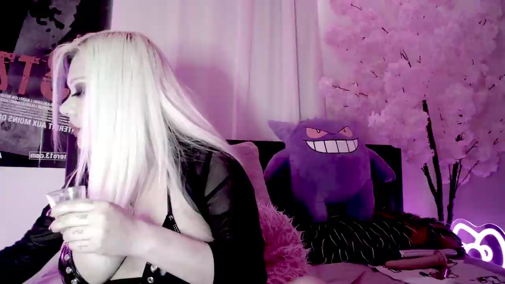 Gallery image thumbnail from BloodAngel's myfreecams stream on, 08/06/2026, 23:16 image 7 of 20