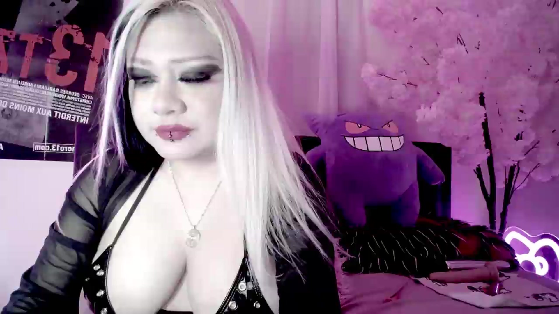 Gallery image thumbnail from BloodAngel's myfreecams stream on, 08/06/2026, 23:16 image 8 of 20