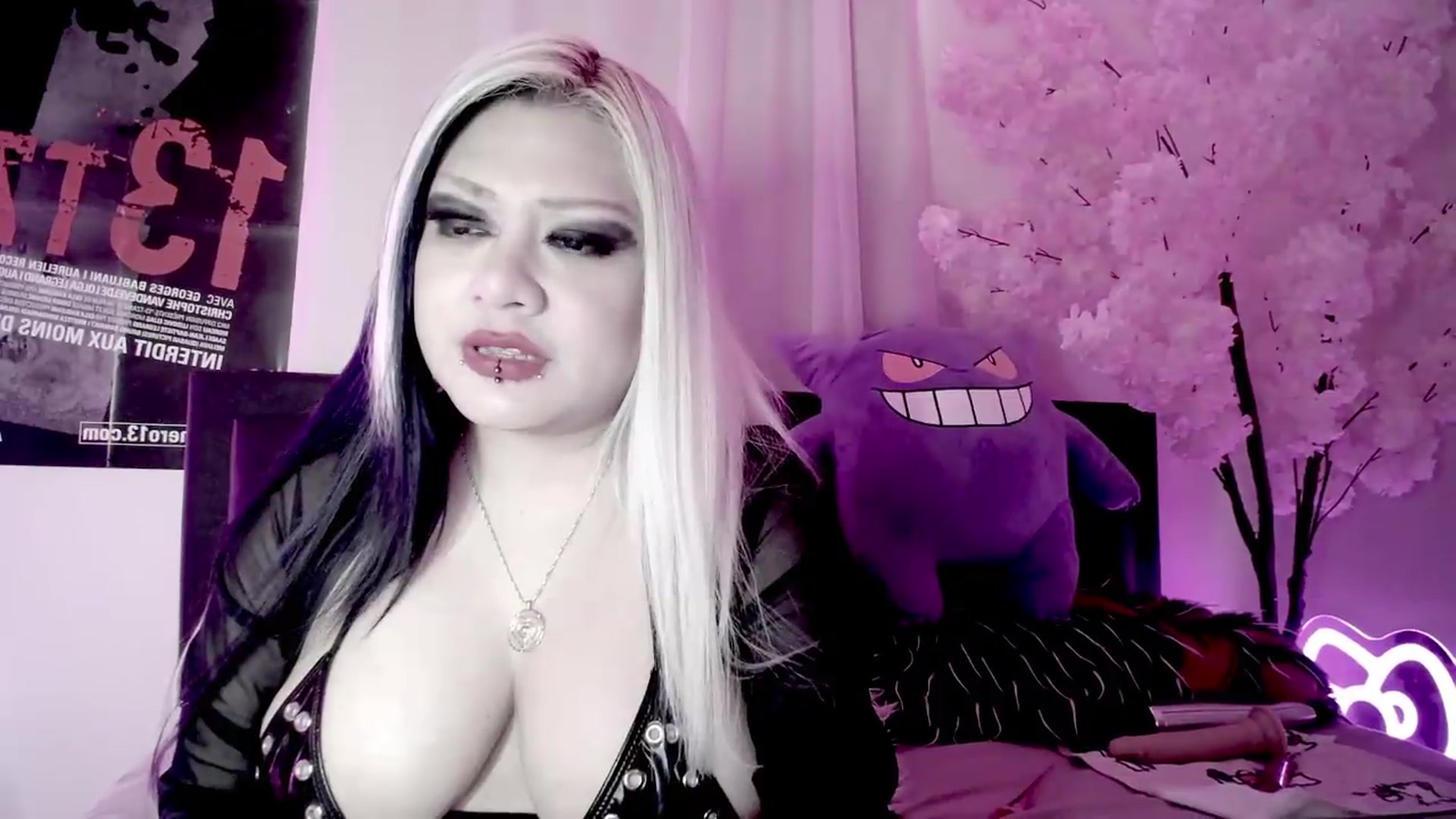 Gallery image thumbnail from BloodAngel's myfreecams stream on, 08/06/2026, 23:16 image 9 of 20