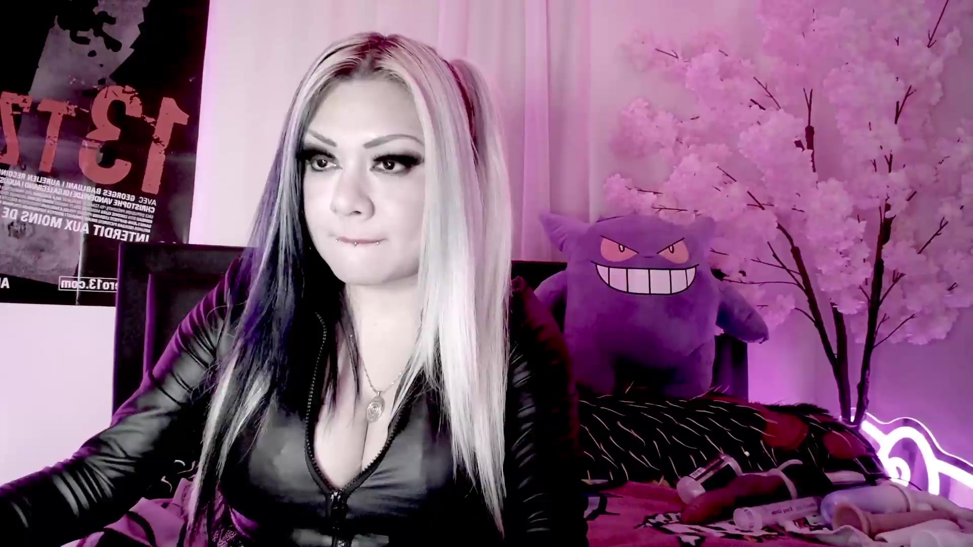 Gallery image thumbnail from BloodAngel's myfreecams stream on, 10/06/2026, 17:07 image 6 of 20