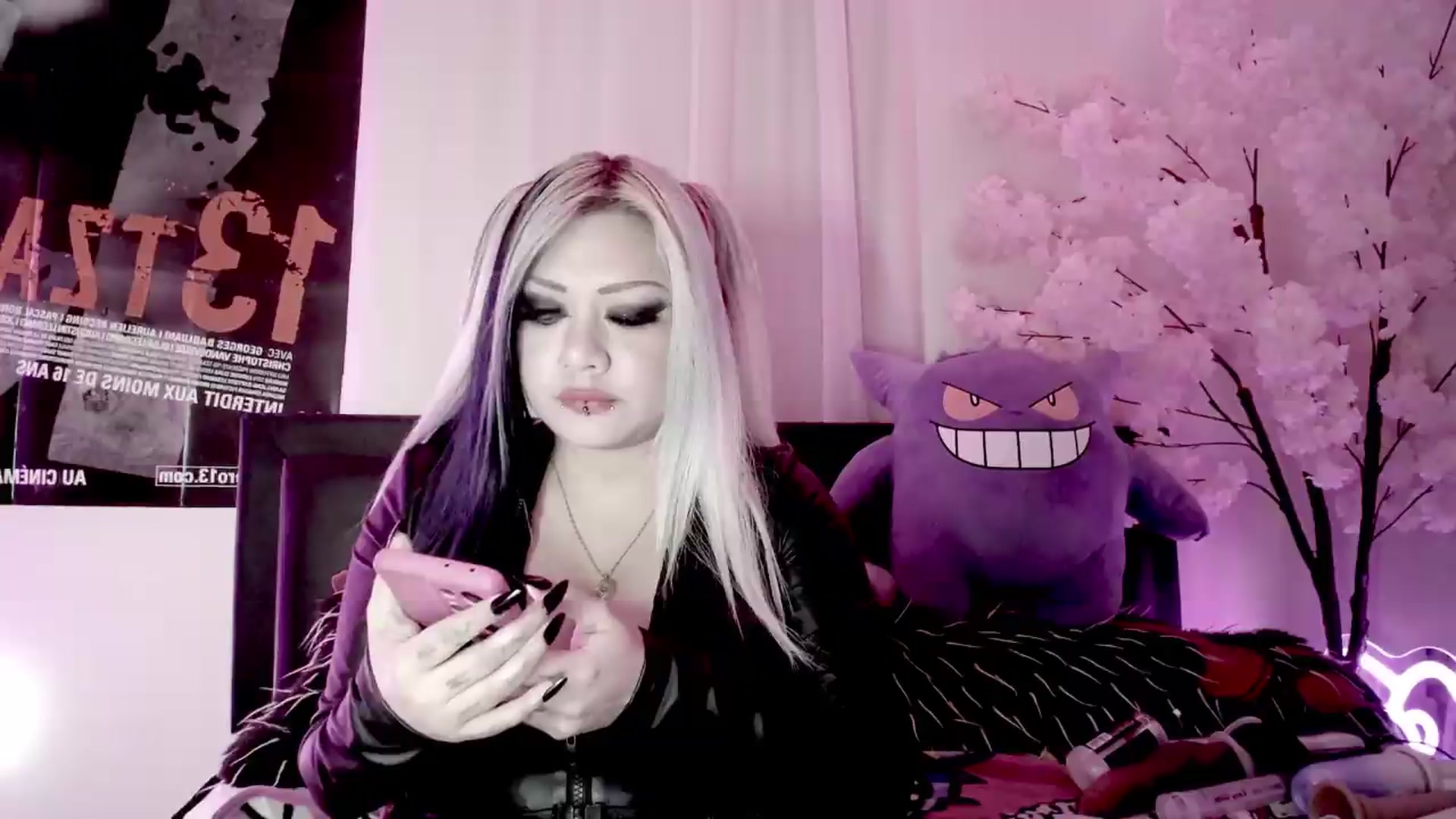 Gallery image thumbnail from BloodAngel's myfreecams stream on, 10/06/2026, 17:33 image 3 of 20
