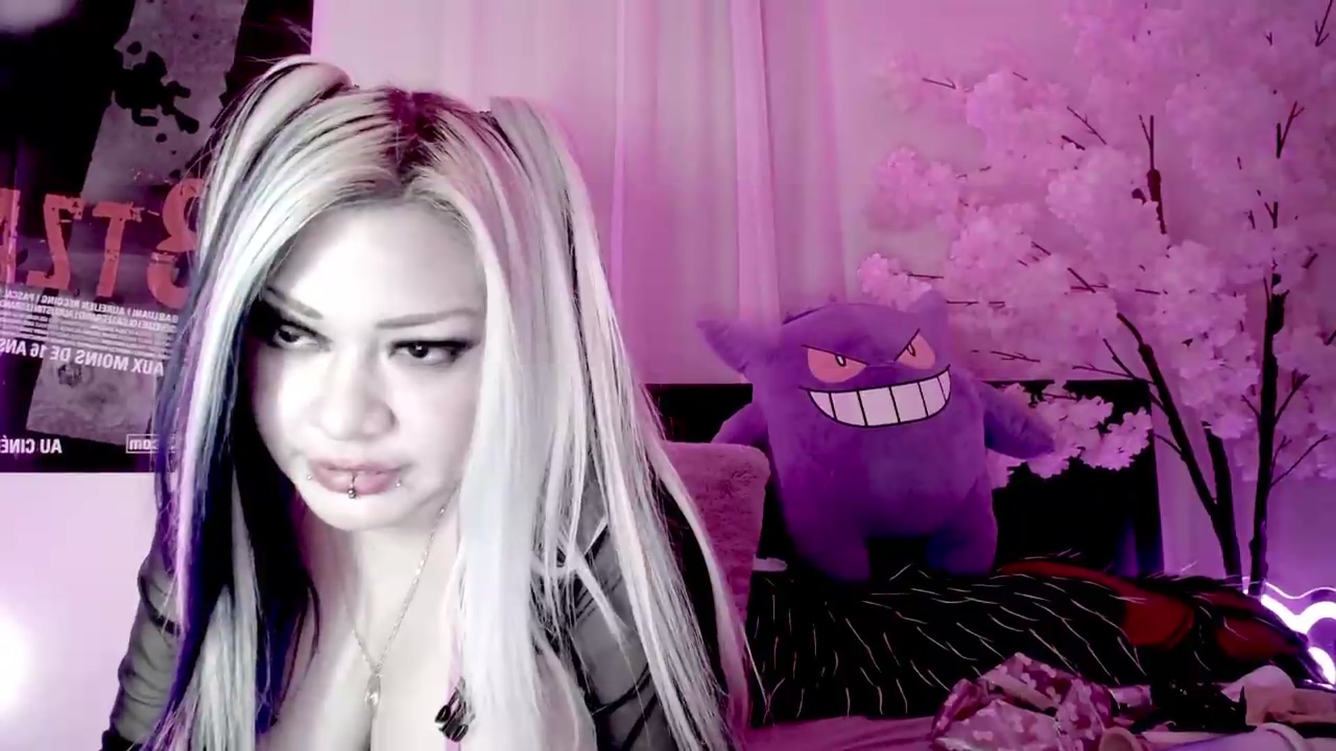 Gallery image thumbnail from BloodAngel's myfreecams stream on, 10/08/2026, 15:43 image 17 of 20