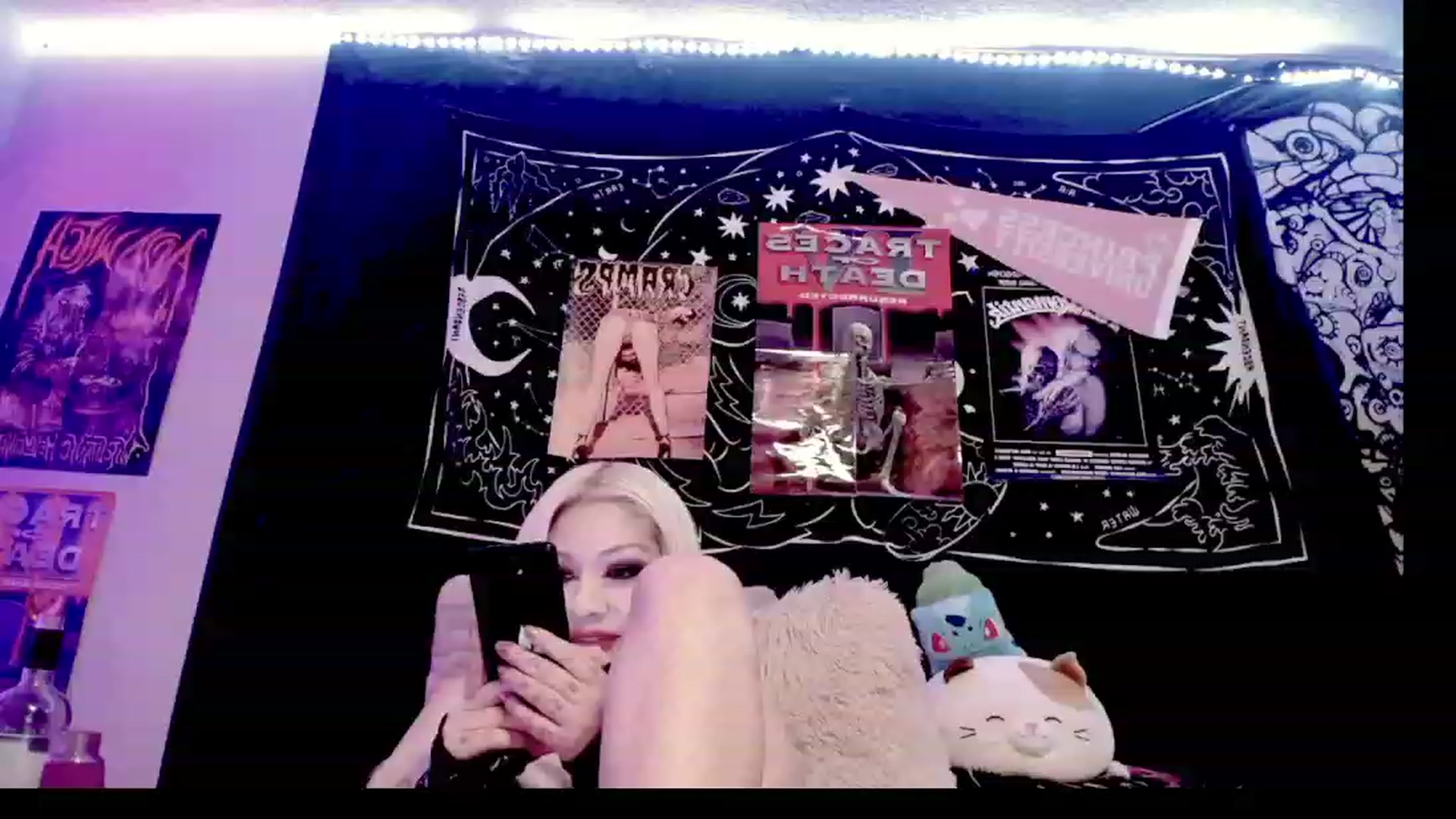 Gallery image thumbnail from BloodAngel_'s myfreecams stream on, 03/09/2023, 23:06 image 11 of 20