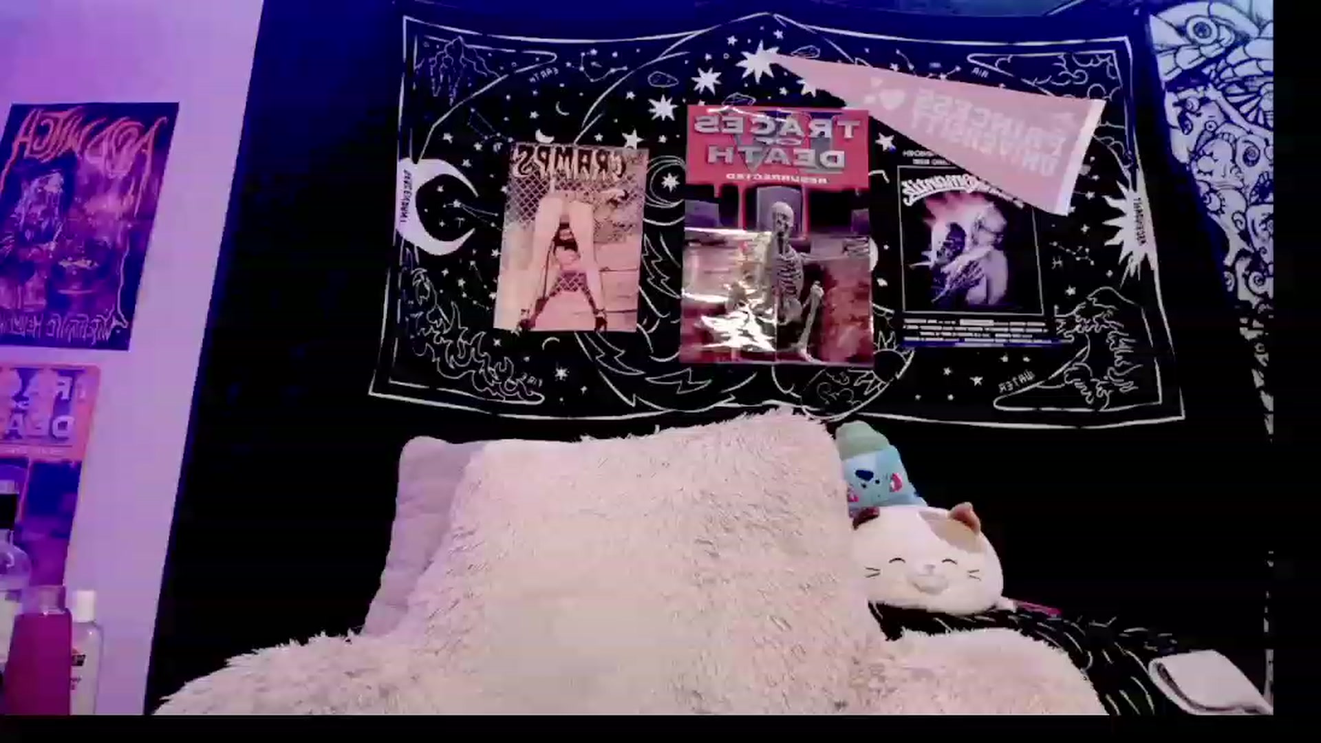 Gallery image thumbnail from BloodAngel_'s myfreecams stream on, 03/09/2023, 23:06 image 8 of 20