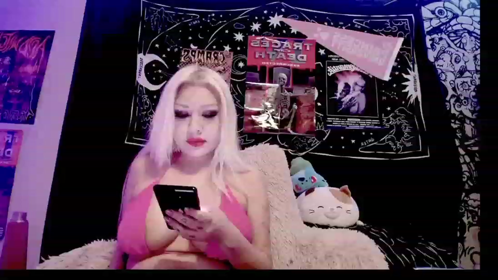 Gallery image thumbnail from BloodAngel_'s myfreecams stream on, 03/11/2023, 24:13 image 3 of 20